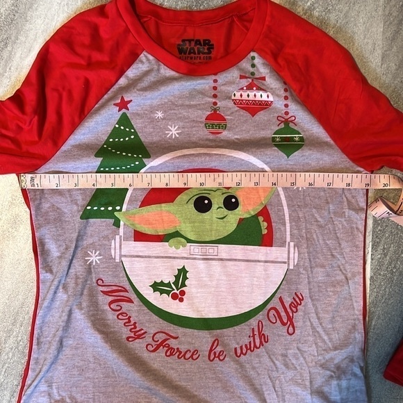 Adult Baby Yoda Christmas Pajama long sleeved & fleece pants medium star wars - Picture 4 of 10